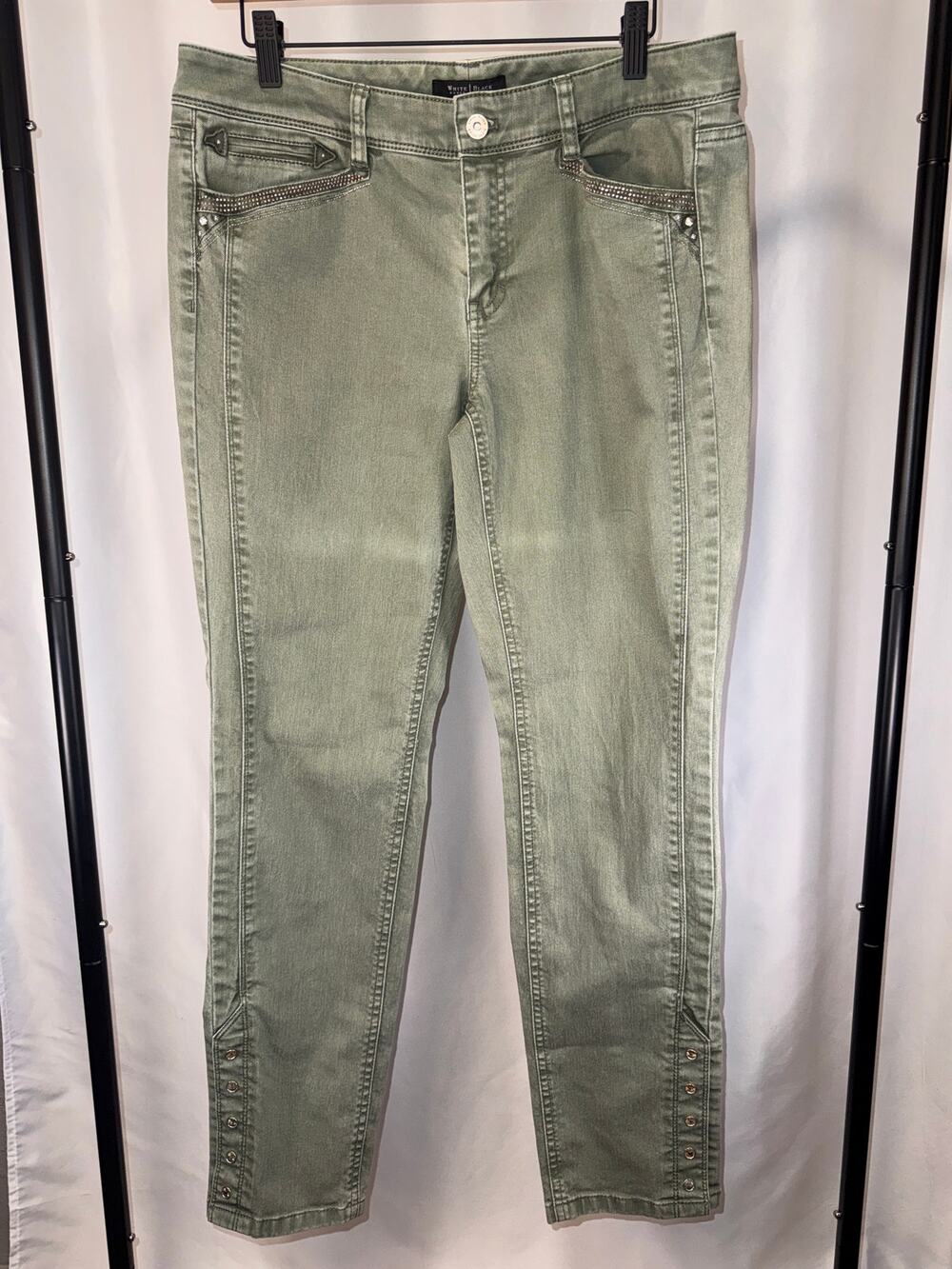 White House Black Market Blanc Noir Women’s Jeans Olive Green Rhinestone Size 10